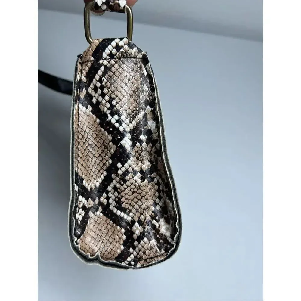 HOBO BAG WITH PYTHON EFFECT AND ZIPPER in Faux Leather